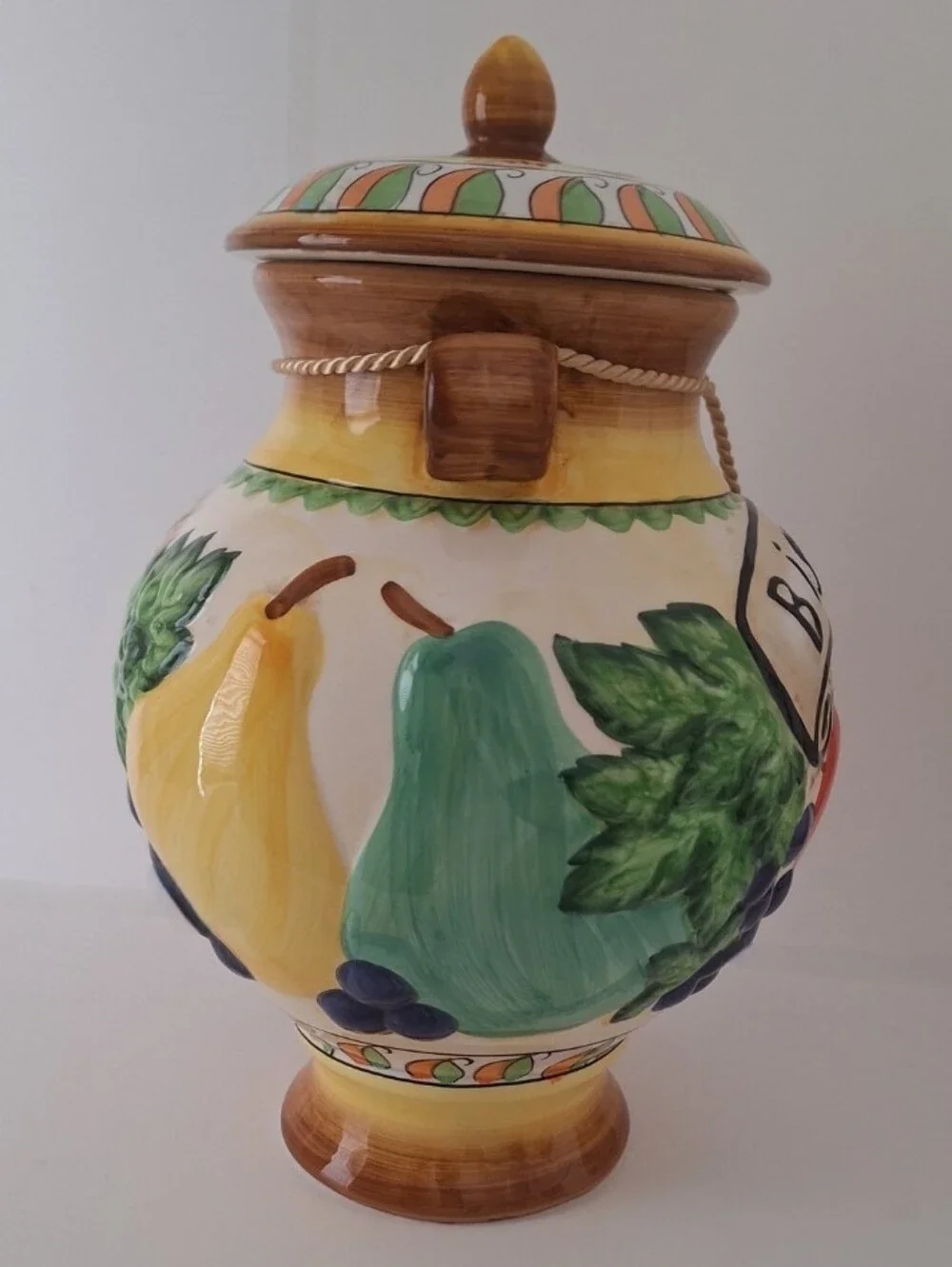 Nonni's vintage ceramic biscotti jar